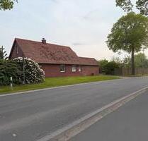 Freistehendes Einfamilienhaus mit großem Grundstück - Varel