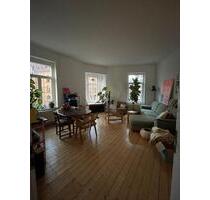 Schöne, wg-geeignete 3-Zimmer-Altbauwohnung in zentraler Lage - Göttingen Oststadt