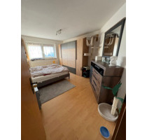 Schöne Dachgeschosswohnung mit Terrasse in Sonnefeld