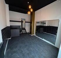Gewerbe oder Wohnung? 65 m² in Kiel – zentrale Lage von privat