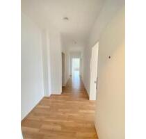 *** Geräumige 3-Zi., KDB, + Balkon, 3 Etage in Dortmund Scharnhorst ***