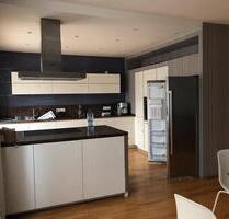 Modernisiert & Hell! 110m² Parkett-Traum mit EBK in Trier Nord