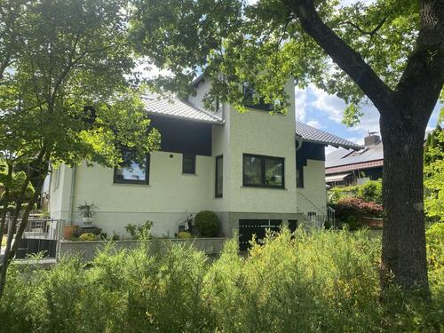 Foto - Einfamilienhaus mit Einliegerwohnung KL Uni-Wohngebiet, 2 Garagen