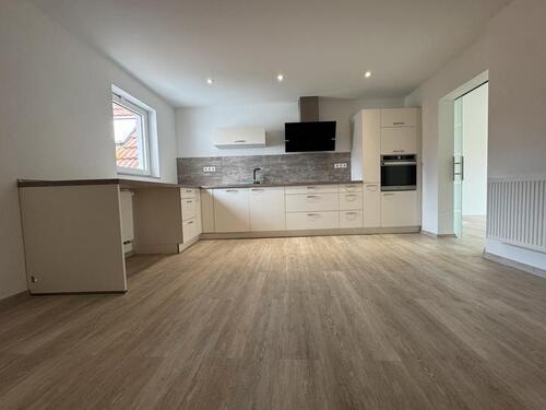 Foto - Charmante 4-Raumwohnung mit Küche, Kamin, Terrasse und Garten