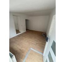 Modernisierte 1,5 - Zimmer Wohnung inkl. Balkon und optional EBK - Hückelhoven