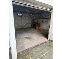 GarageLager in 45309 Essen zu vermieten.