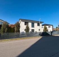 !Provisionsfrei! Extrem gepf Haus mit Doppelgarage & beheizt.Pool - Dallgow-Döberitz