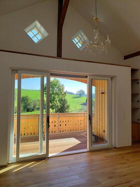 Foto - Erstbezug - Dachgeschosswohnung ca.95 m² in saniertem Bauernhaus