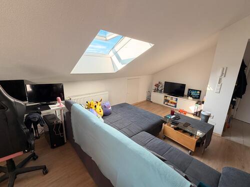 Foto - 2-Zimmer-DG-Wohnung mit Balkon in der Eppinger Südstadt