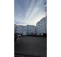 Ein-Zimmer Wohnung mit Balkon und Stellplatz - Oberasbach