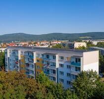 Helle 3-Raum-Wohnung mit toller Aussicht auf Saalfeld - Saalfeld (Saale)