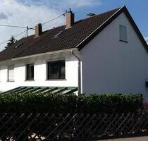 Gepflegtes Einfamilienhaus DHH in Ottweiler, Heizung neu, Keller