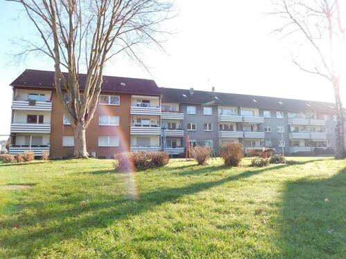 Foto - Gemütliche 2-Zi.-Whg. mit sonnigem Balkon- auf Wunsch zum 02.05.2026 frei