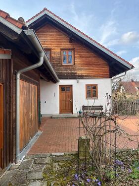 Foto - Einfamilienhaus in ruhiger Lage mit großem Garten