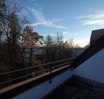 Am Klostergarten: Süße Dachgeschosswohnung, Blick ins Grüne - Landshut Landshut-West