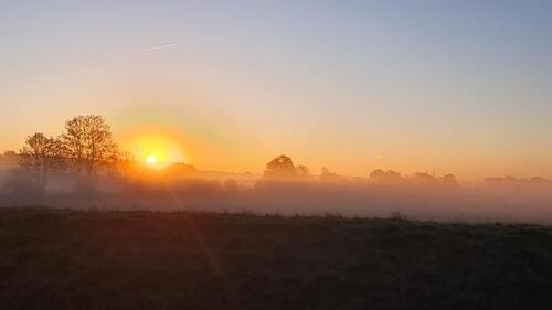 Foto - Schöne Wohnung mit Blick über den Deich in Hetlingen