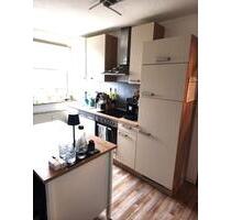 4- Zimmer, Küche, Bad, Wohnung in 2-Fam.Haus, 100m² in OG und DG - Neuhof