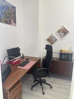 Foto - Schreibtischplatz 2 Plätze - 450,00&nbsp;EUR Kaltmiete,