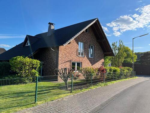 Foto - 5 Zimmer Mehrfamilienhaus, Wohnhaus zum Kaufen in Etzbach
