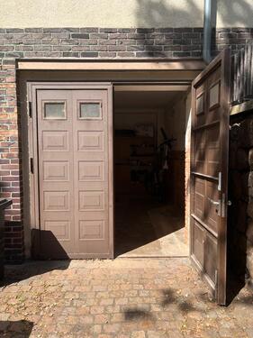 Foto - Große, innenstadtnahe Garage zu vermieten!