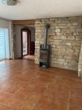 Foto - Wohnung gemütlich mit Kamin - 750,00&nbsp;EUR Kaltmiete, ca.&nbsp; 80,00&nbsp;m&sup2;