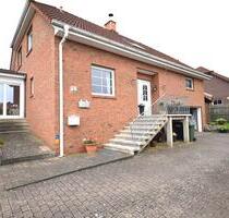 Architektenhaus mit Wintergarten, Kamin und Traumgarten - Königslutter am Elm