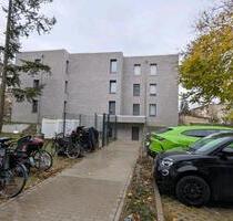 Moderne 3-Zimmer-Wohnung mit Balkon in Berlin-Kienhorststraße