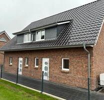 Wunderschöne Doppelhaushälfte mit Garten - Lasbek