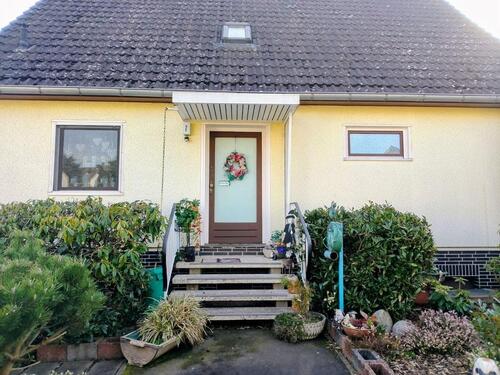 Foto - Einfamilien-Haus mit Panoramablick im Stadtt. Asbach