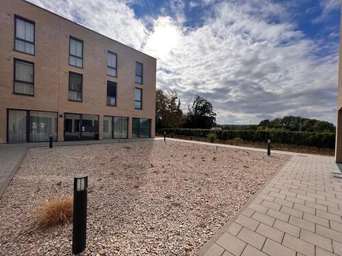 Foto - Smarte + möblierte Studentenwohnung am EBS Campus im 'Rhein Village'