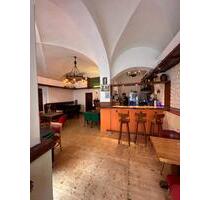 Bar Pizzeria Restaurant mit Foyer und Biergarten in Stadtmitte - Zittau