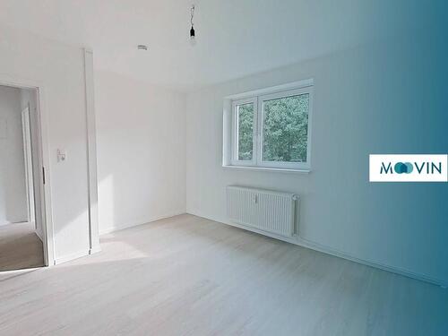 Foto - ERSTBEZUG NACH SANIERUNG: Helle 2-Zimmer-Wohnung mit BALKON