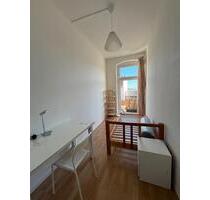 Möbliertes Zimmer mit Balkon in Berlin-Tegel - Anmeldung möglich
