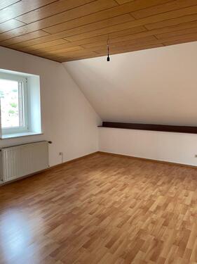 Foto - 5 Zimmer Dachgeschoßwohnung zur Miete in Breitenbach