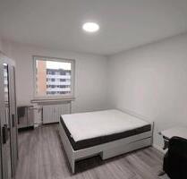 WG Zimmer in Düsseldorf Lichtenbroich Sanierte Wohnung