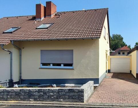 Foto - Charmante Doppelhaushälfte mit Garten in Künzell-Engelhelms