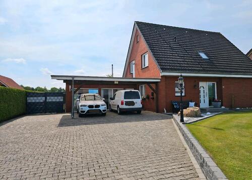 Foto - Sehr gepflegtes Einfamilienhaus mit großem Grundstück