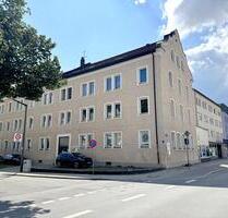 Raum zum Denken! - 950,00&nbsp;EUR Kaltmiete, ca.&nbsp; 92,00&nbsp;m&sup2; in Regensburg (PLZ: 93055) Brandlberg