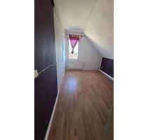 DG, 4 Zi. Whg, Celle - 500,00&nbsp;EUR Kaltmiete, ca.&nbsp; 70,00&nbsp;m&sup2; in Celle (PLZ: 29221)