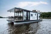 Foto - elegante Motoryacht und Hausboote für 2023 auf der Müritz mieten