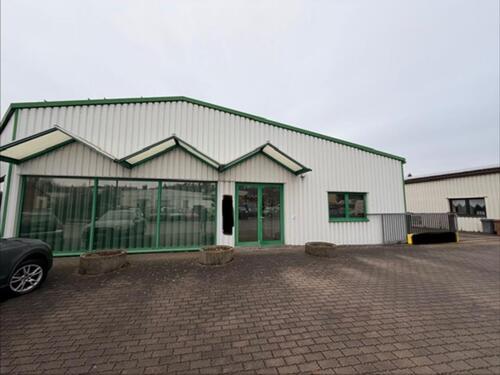 Foto - Lagerhalle mit Büroräume - 4.200,00&nbsp;EUR Kaltmiete, ca.&nbsp; 800,00&nbsp;m&sup2;