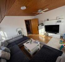 Helles 2,5 Zimmer DG - Wohnung in Brackenheim