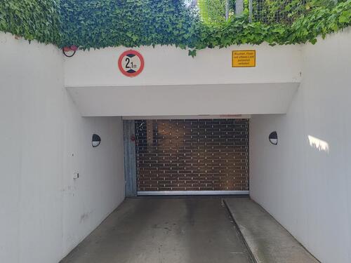 Foto - vermiete TG-Stellplatz in Leipzig neben St.Georg-Klinikum