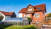 Foto - Direkt einziehen! Kernsaniert, XXL-Garten, Pool, Klima uvm.