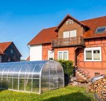 Direkt einziehen! Kernsaniert, XXL-Garten, Pool, Klima uvm. - Fronhausen