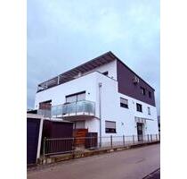 stilvolle 3-Zimmer Wohnung mit Balkon im Zentrum von Gangkofen