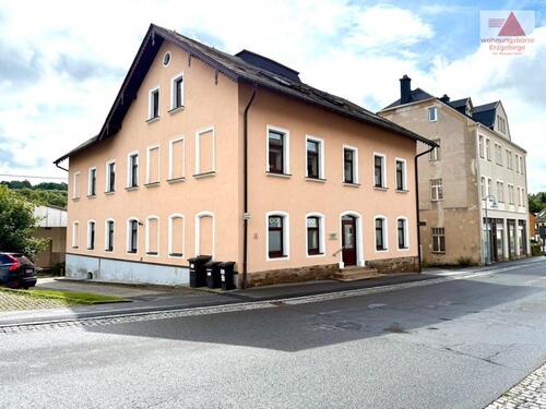 Foto - Gemütliche, helle 3-Raum-Dachgeschosswohnung mit PKW-Stellplatz zentral in Bärenstein!