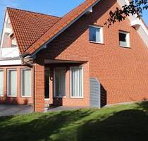 Großzügiges Zweifamilienhaus, gehobene Ausstattung - Lauenau