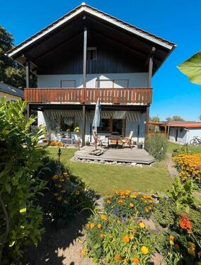 Foto - Großes Einfamilienhaus mit zwei Wohnungen (Privatverkauf)