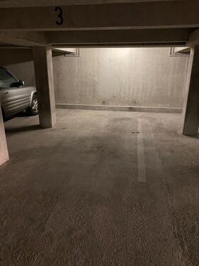 Foto - Stellplatz Tiefgarage Roderbruch zu vermieten. Garage Parkplatz